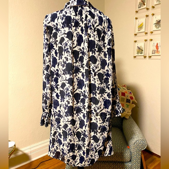 Tory Burch Floral Pleated Silk Dress - Picture 2 of 4